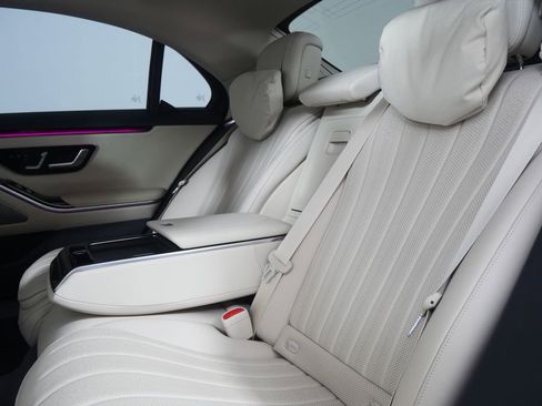 Used 2022 Mercedes-Benz S 500 4MATIC image 15