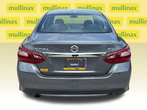 Used 2018 Nissan Altima 2.5 SV FWD image 8