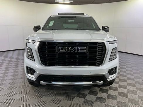 New 2026 GMC Yukon XL Denali w/ Denali Reserve Package AWD/4WD image 2