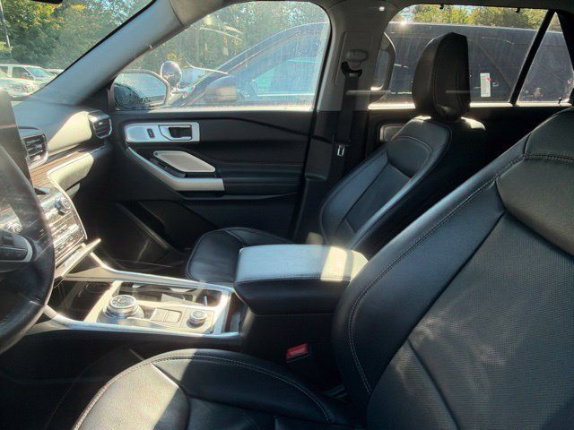 Used 2023 Ford Explorer Limited w/ Limited Technology Package AWD/4WD image 9