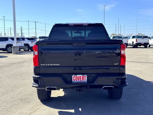 Used 2020 Chevrolet Silverado 1500 LT Trail Boss image 7