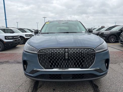 New 2026 Lincoln Aviator AWD image 11