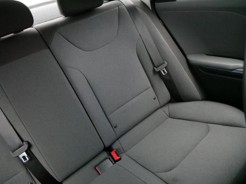 Used 2025 Kia K4 FWD image 14