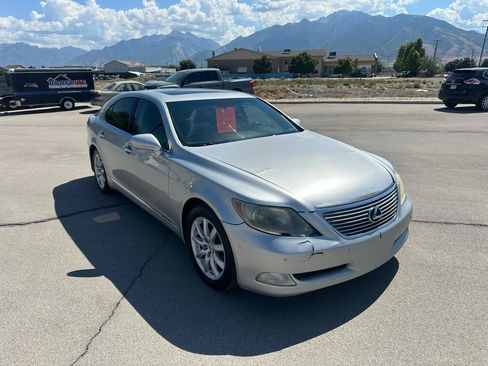 Used 2007 Lexus LS 460 RWD image 6