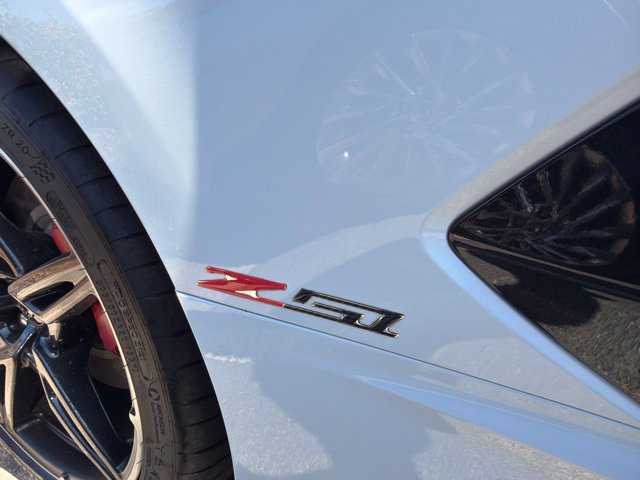 Used 2024 Chevrolet Corvette Stingray Preferred Cpe w/ Z51 Performance Package RWD image 4