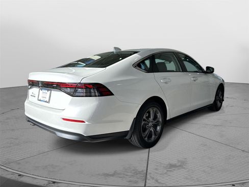 Certified 2024 Honda Accord EX image 4