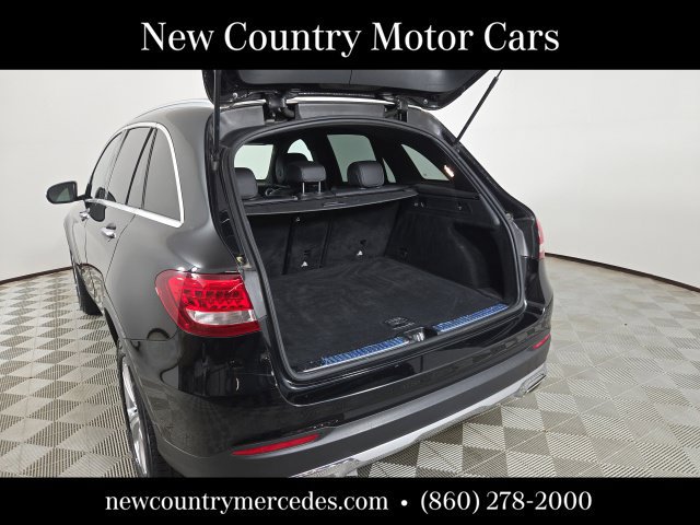 Used 2018 Mercedes-Benz GLC 300 4MATIC image 7