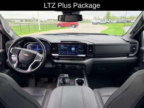 Used 2023 Chevrolet Silverado 1500 LTZ AWD/4WD image 7