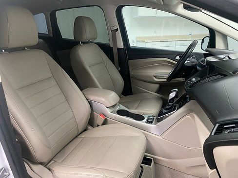 Used 2014 Ford C-MAX Energi SEL image 19