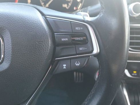 Used 2018 Honda Accord Sport image 33