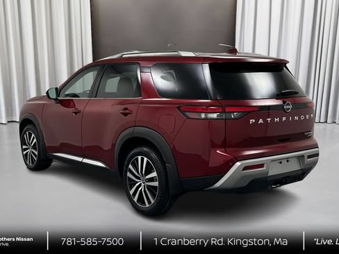 Certified 2024 Nissan Pathfinder Platinum AWD/4WD image 7