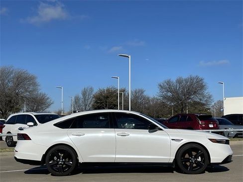 Certified 2025 Honda Accord Sport image 3