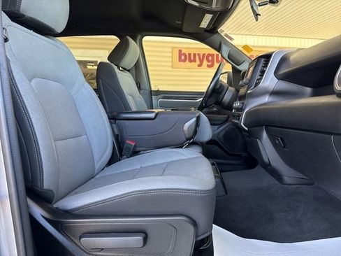 Used 2022 RAM 1500 Big Horn AWD/4WD image 25