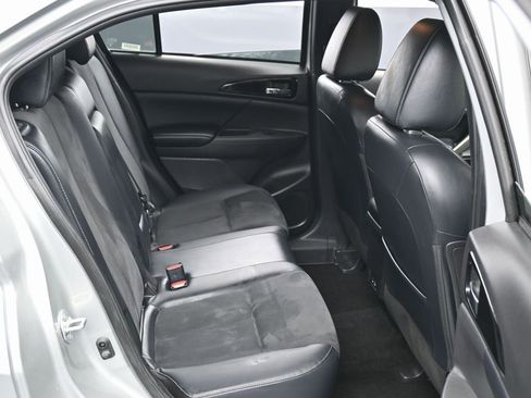 Used 2024 Mitsubishi Eclipse Cross SE image 33