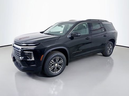 New 2026 Chevrolet Traverse LT w/ Driver Confidence Package image 4