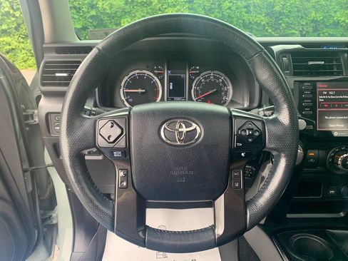 Used 2023 Toyota 4Runner TRD Off-Road Premium w/ Moonroof Package AWD/4WD image 28
