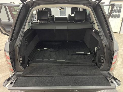 Used 2013 Land Rover Range Rover HSE image 28