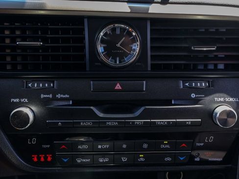 Used 2019 Lexus RX 350 FWD w/ Accessory Package image 28