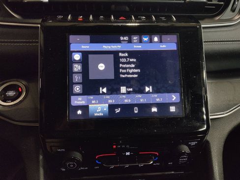 Used 2023 Jeep Grand Cherokee L Laredo image 25