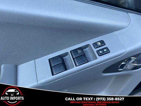 Used 2014 Nissan Frontier SV w/ SV Value Truck Package image 12