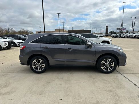 Used 2018 Acura RDX AWD w/ Advance Package image 4