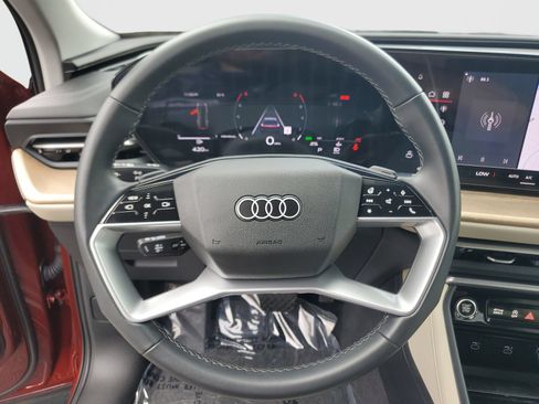 Used 2025 Audi Q5 Premium w/ Convenience Package AWD/4WD image 23