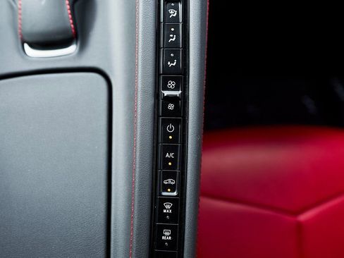 Used 2020 Chevrolet Corvette Stingray Coupe w/ 1LT image 60