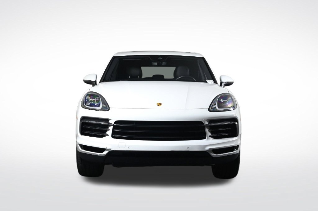 Used 2023 Porsche Cayenne w/ Premium Package AWD/4WD image 9