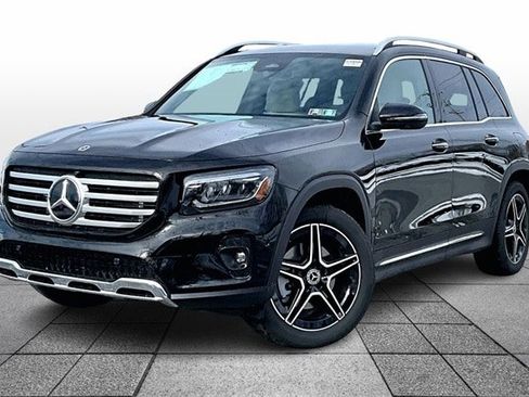 New 2026 Mercedes-Benz GLB 250 4MATIC image 2