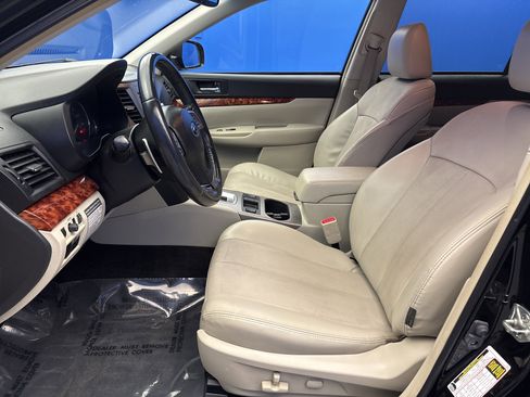 Used 2012 Subaru Outback 2.5i Limited w/ Moonroof Pkg image 12