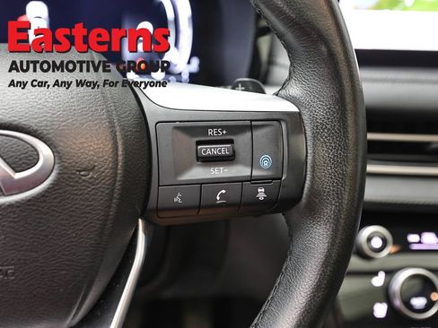 Used 2022 INFINITI QX60 Luxe w/ Vision Package AWD/4WD image 16