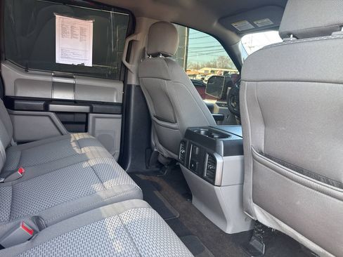 Used 2020 Ford F150 XLT w/ Equipment Group 302A Luxury AWD/4WD image 24