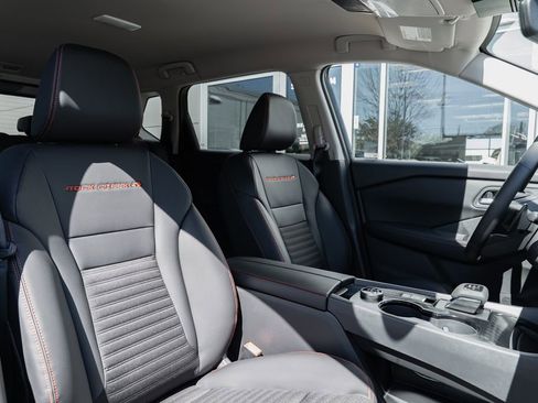New 2026 Nissan Rogue SV AWD/4WD image 26