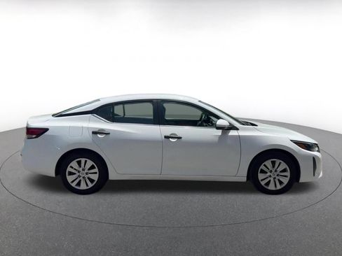 Used 2025 Nissan Sentra S FWD image 17