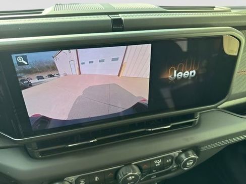 New 2026 Jeep Gladiator Rubicon image 23