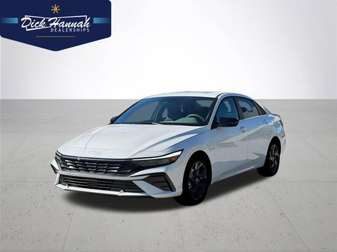 New 2026 Hyundai Elantra SEL Sport image 1