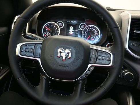 New 2026 RAM 1500 4x4 Crew Cab image 14