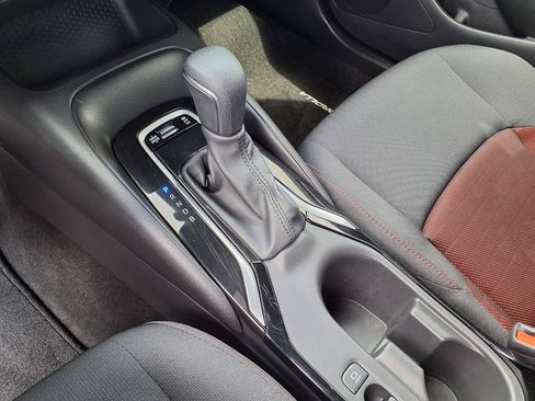 Used 2025 Toyota Corolla SE FWD image 22