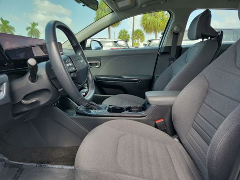 Used 2025 Kia K4 EX FWD image 20