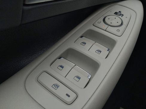 Used 2025 Hyundai Sonata SEL FWD image 27