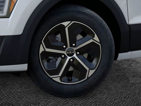 New 2026 Kia Niro LX FWD image 9