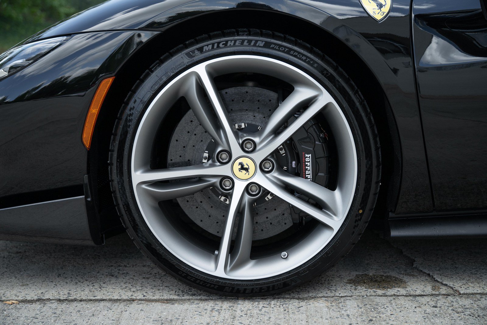 Used 2024 Ferrari 296 GTB RWD image 12