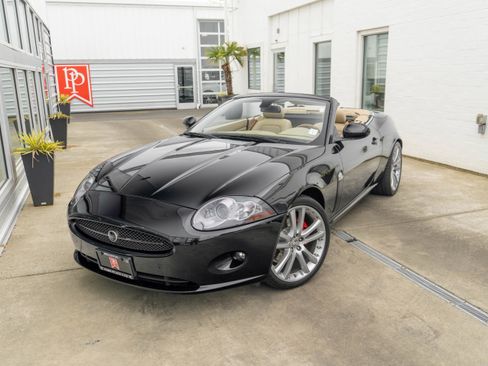 Used 2007 Jaguar XK Convertible RWD image 3