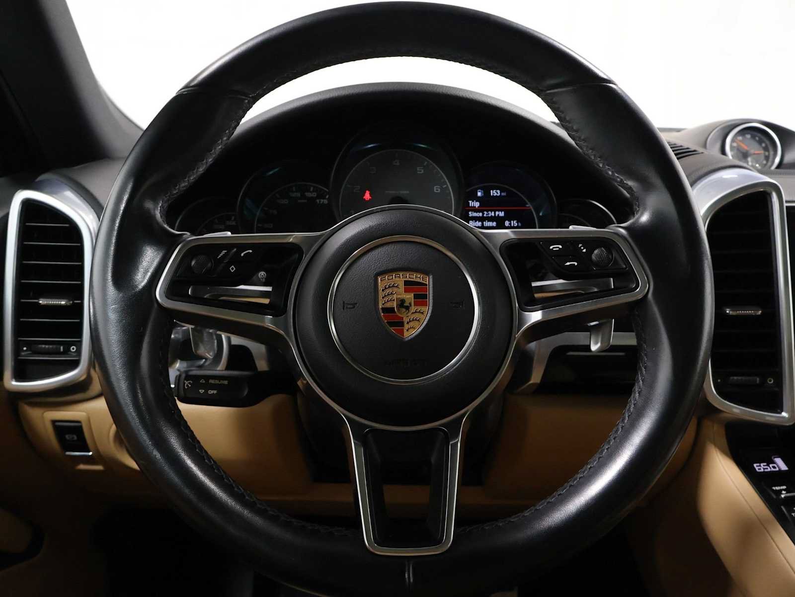 Used 2018 Porsche Cayenne S AWD/4WD image 24