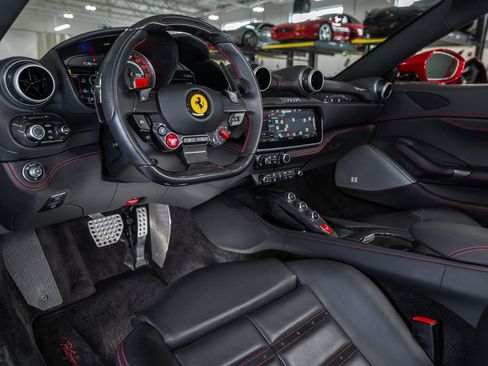Certified 2022 Ferrari Portofino M RWD image 22