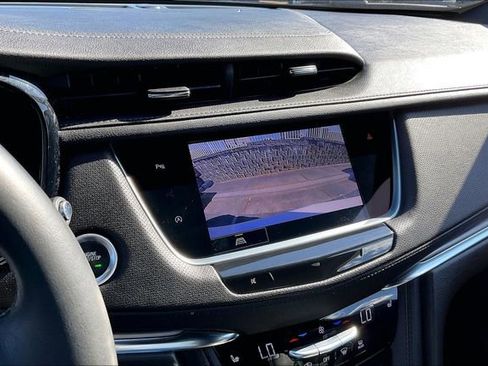 Used 2022 Cadillac XT5 Luxury FWD image 11