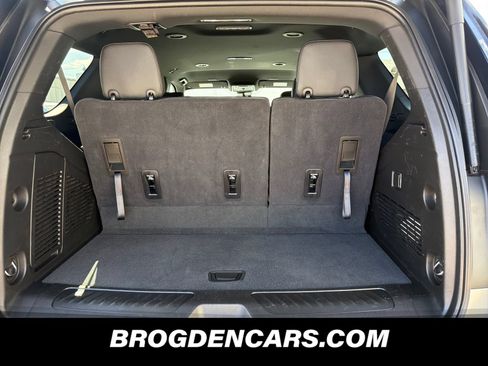 Used 2025 Chevrolet Tahoe LT AWD/4WD image 9