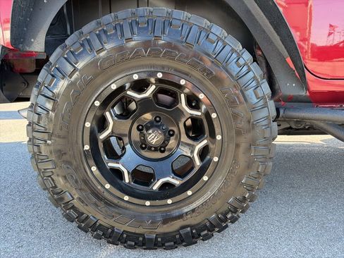 Used 2013 Jeep Wrangler Unlimited Sahara w/ Connectivity Group image 13