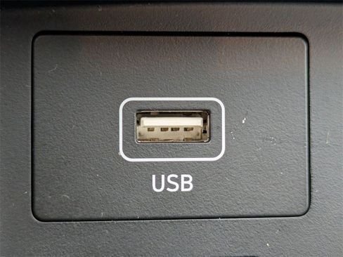 Used 2022 Hyundai Santa Fe SEL w/ Cargo Package image 27