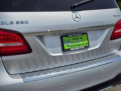 Used 2017 Mercedes-Benz GLS 550 4MATIC image 17